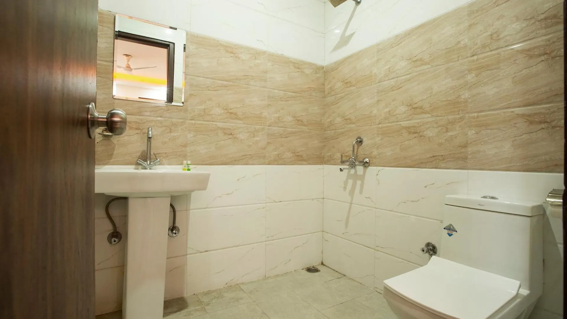 Hotel Popular Suites Delhi Airport New Delhi