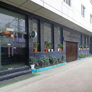 Hotel Smart Plaza By Smart Group Nuova Delhi